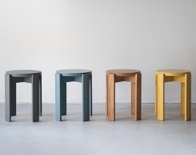 NOWHERE LIKE HOME(ノーウェアライクホーム) Stool CAROTTEの写真