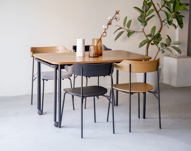 NOWHERE LIKE HOME(ノーウェアライクホーム) Dining Table KAPELLⅡの写真