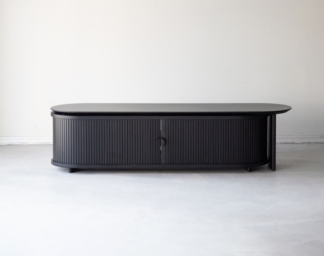 NOWHERE LIKE HOME(ノーウェアライクホーム) TV board LINDAの写真