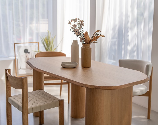 NOWHERE LIKE HOME(ノーウェアライクホーム) Dining Table NEVEの写真
