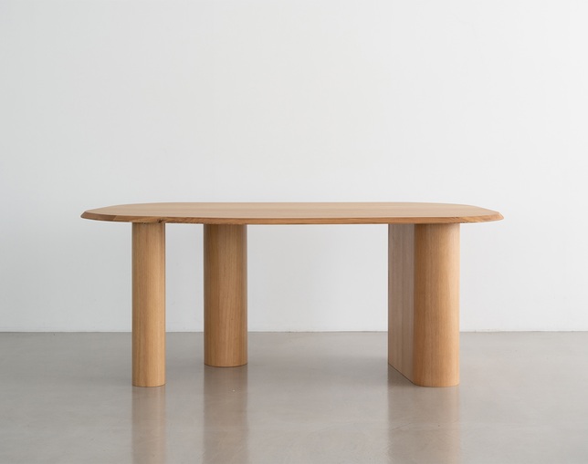 NOWHERE LIKE HOME(ノーウェアライクホーム) Dining Table NEVEの写真