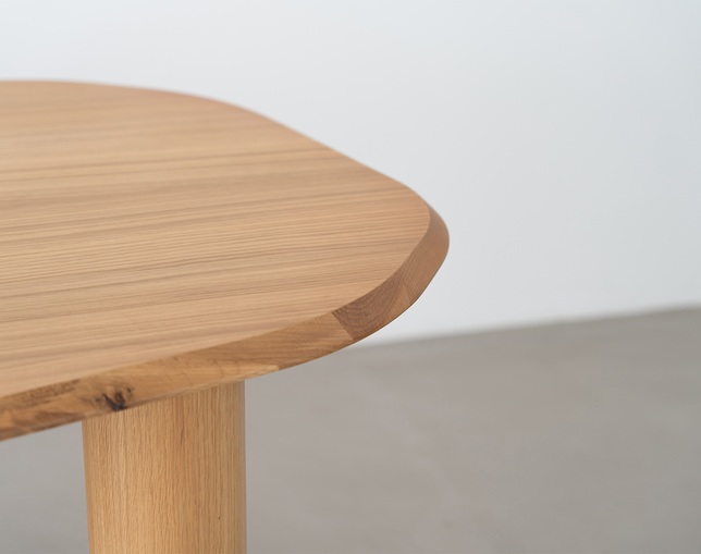 NOWHERE LIKE HOME(ノーウェアライクホーム) Dining Table NEVEの写真