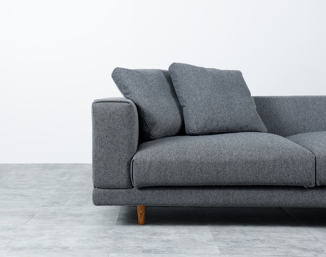 NOWHERE LIKE HOME(ノーウェアライクホーム) Sofa VASAⅡの写真