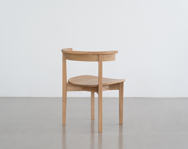 NOWHERE LIKE HOME(ノーウェアライクホーム) Dining Chair GALETTEの写真