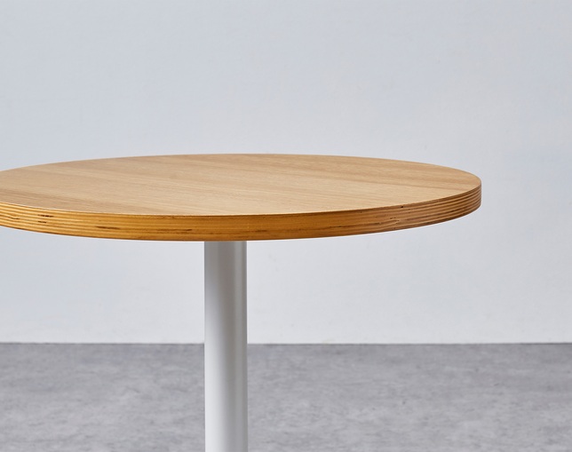 NOWHERE LIKE HOME(ノーウェアライクホーム) Cafe Table NOMULの写真