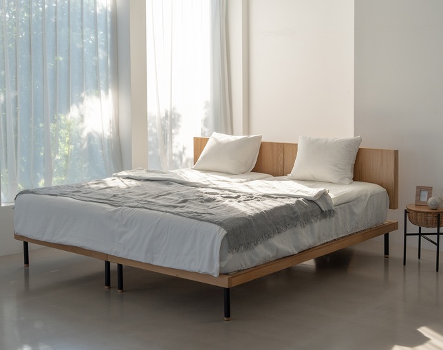 NOWHERE LIKE HOME(ノーウェアライクホーム) Bedframe UNIK VERTICALの写真