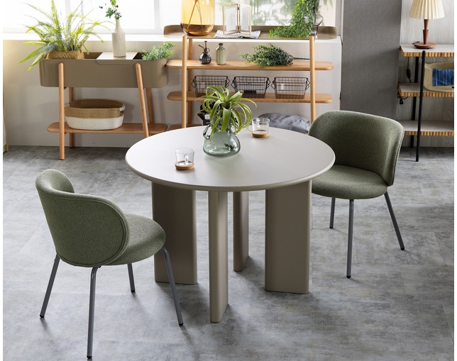 nora.(ノラ) ブレッツ　ダイニングチェアの写真