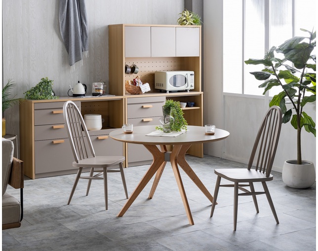 nora.(ノラ) ノープス　ダイニングテーブルの写真