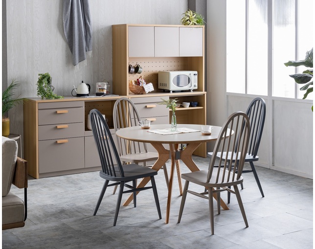 nora.(ノラ) ノープス　ダイニングテーブルの写真