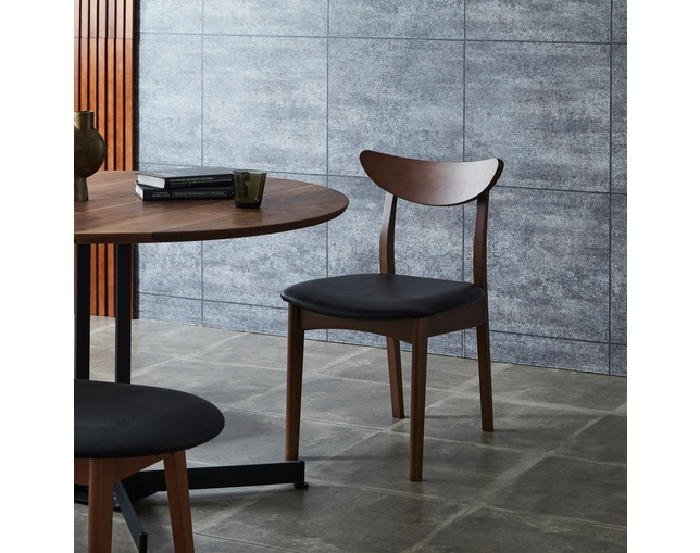 ニッポネア(NIPPONAIRE) DINING CHAIR SUZUMEのメイン写真