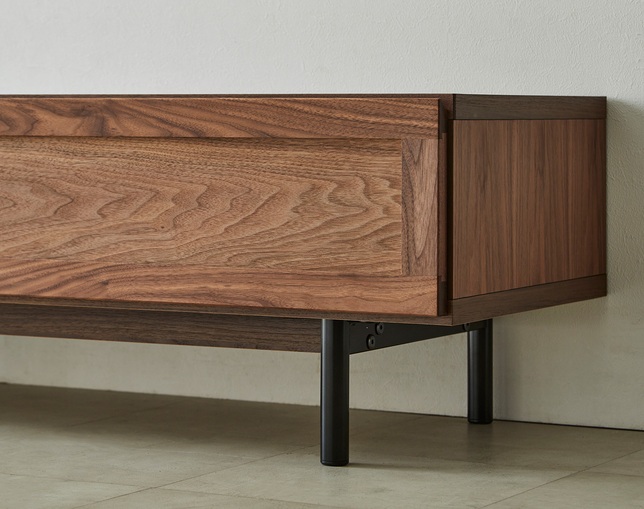 ニッポネア(NIPPONAIRE) TV BOARD ELEGAの写真