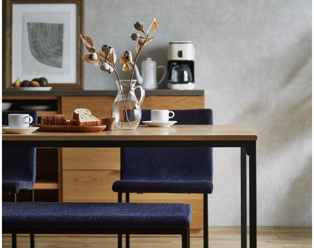 ニッポネア(NIPPONAIRE) DINING TABLE DOWANの写真