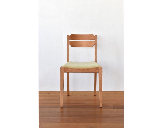 ウッドユウライクカンパニー バックホールド チェアの写真