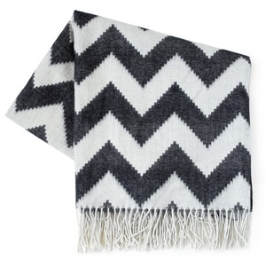 ジョナサンアドラー(JONATHAN ADLER)のファブリック・クッション ジョナサンアドラー(JONATHAN ADLER)のファブリック・クッション