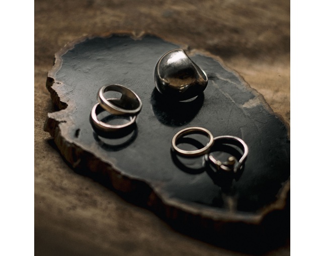アマブロ(amabro) WOOD COASTER / Blackの写真