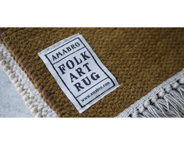 アマブロ(amabro) FOLK ART RUG / リビング の写真