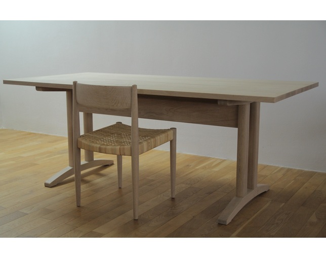 hyakka(ヒャッカ) shaker tableの写真