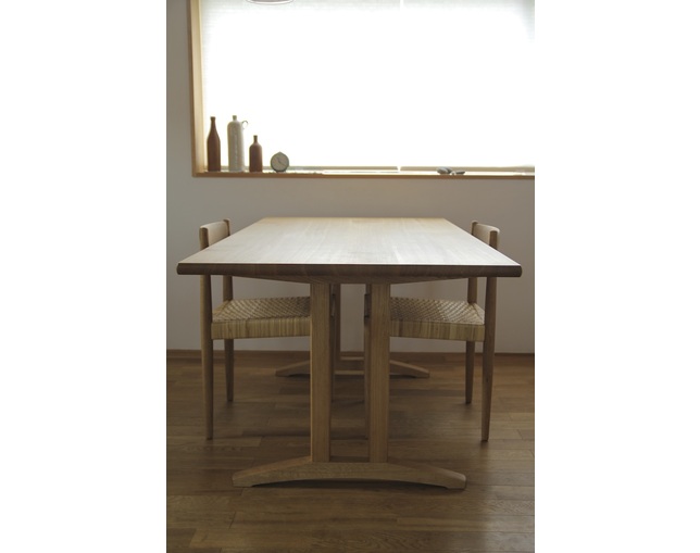 hyakka(ヒャッカ) shaker tableの写真