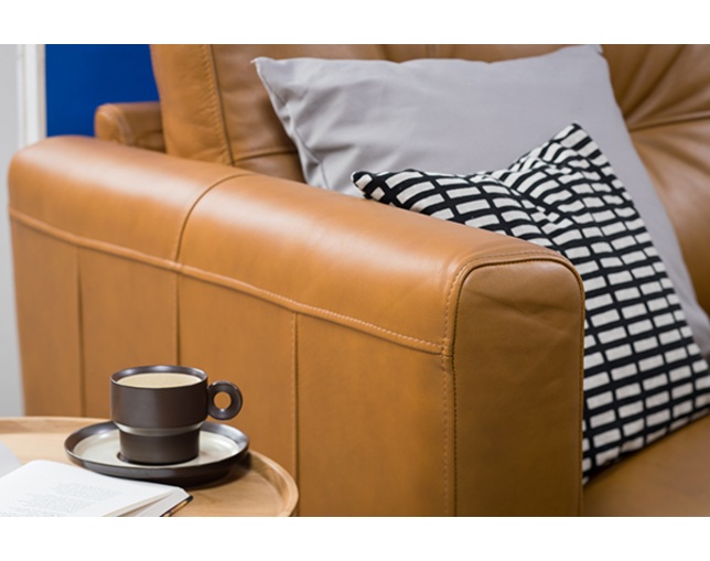 イエノワ(ienowa) シェーズロングオイルレザーソファー　クアント MOの写真