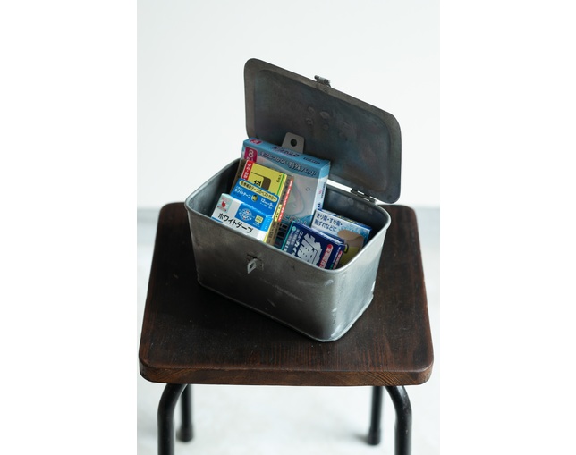 イエノワ(ienowa) トラペゾイド収納BOX(M)の写真