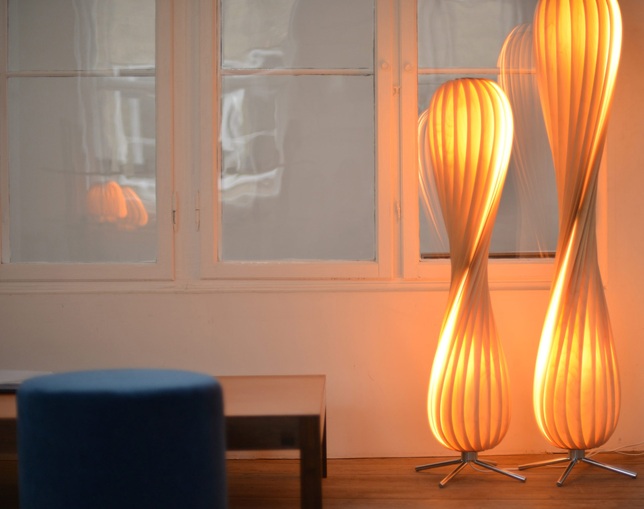 TOM ROSSAU(トム・ロッサウ) TR7 FLOOR LIGHTの写真