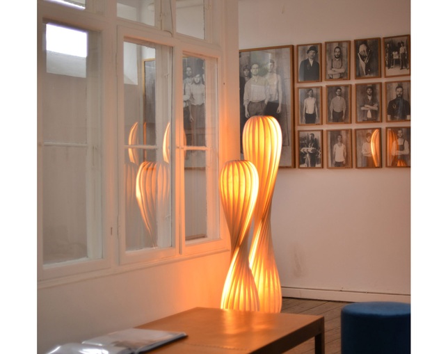 TOM ROSSAU(トム・ロッサウ) TR7 FLOOR LIGHTの写真