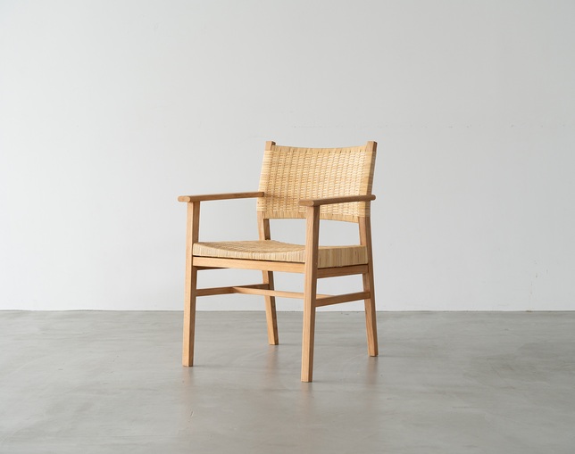 アンドクラフト(&Craft) Dining Chair TUSKER Arm Rattanの写真