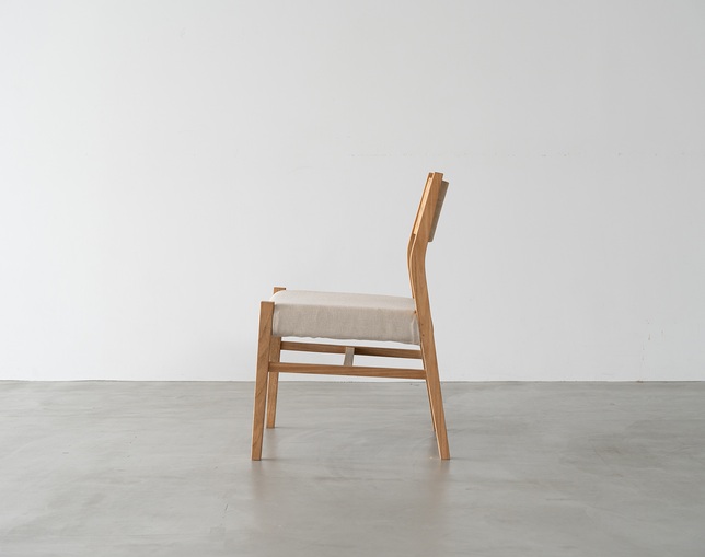 アンドクラフト(&Craft) Dining Chair TUSKER Fabric Armlessの写真