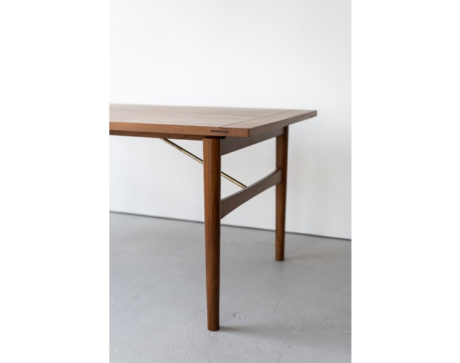 アンドクラフト(&Craft) Dining Table SKAVEの写真