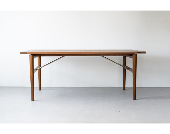 アンドクラフト(&Craft) Dining Table SKAVEの写真