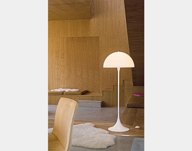 ルイスポールセン(Louis Poulsen) Panthella Floorの写真