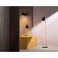 Louis Poulsen VL38 Floorの写真