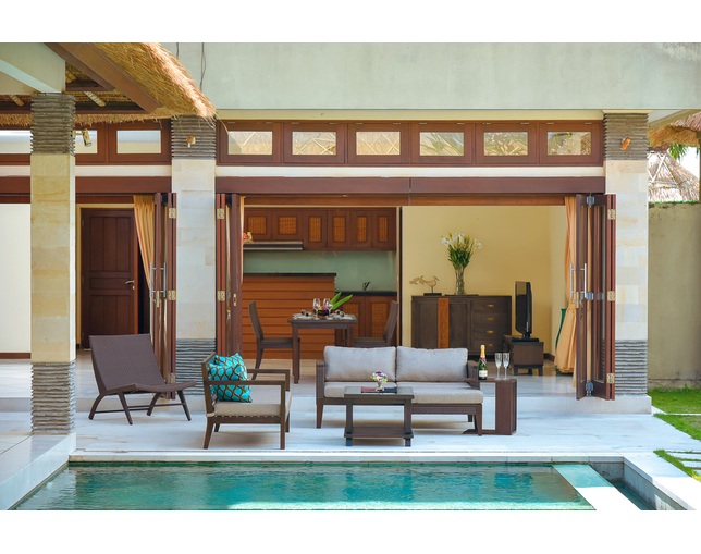 Alam Sari(アラム サリ) Synthetic Rattan Terrace Chairの写真