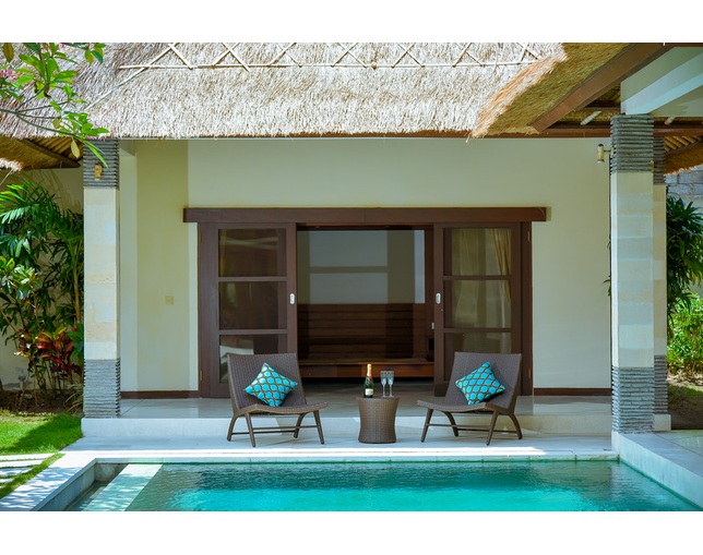 Alam Sari(アラム サリ) Synthetic Rattan Terrace Chairの写真
