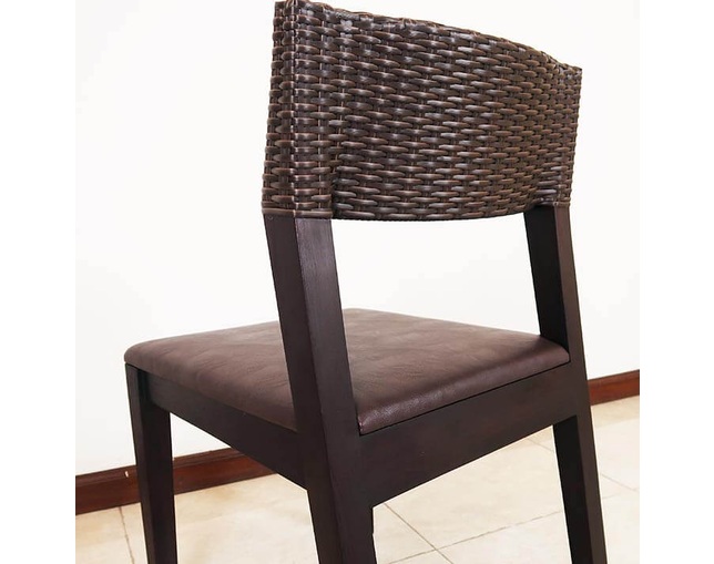 Alam Sari(アラム サリ) Vani S-Rattan Chair の写真