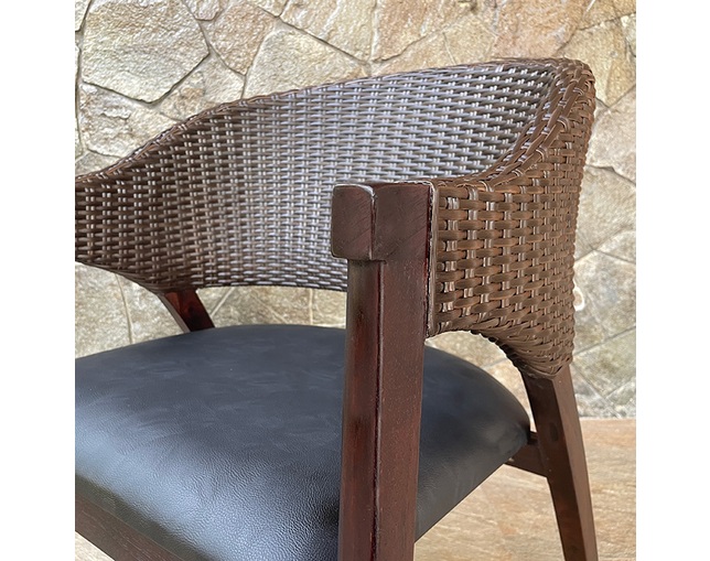 Alam Sari(アラム サリ) teak ＆ Synthetic Rattan dining chairの写真