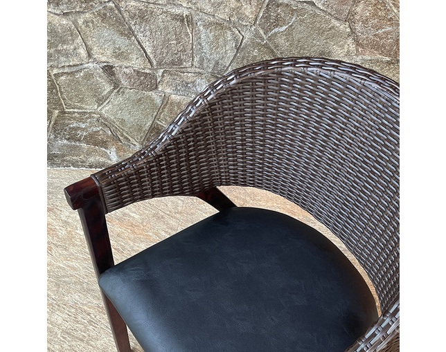Alam Sari(アラム サリ) teak ＆ Synthetic Rattan dining chairの写真