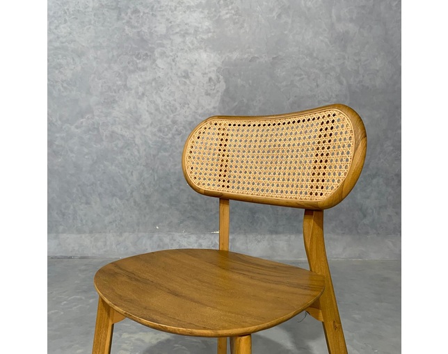 Alam Sari(アラム サリ) Teak ＆ Rattan Round Edge Chairの写真