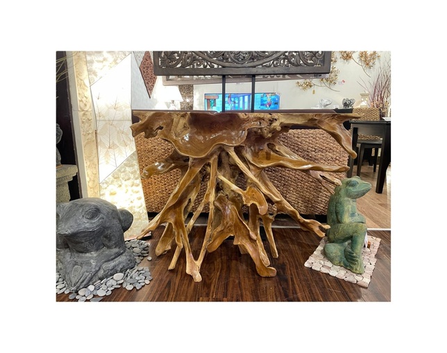 Alam Sari(アラム サリ) Teak Root Console Tableのメイン写真