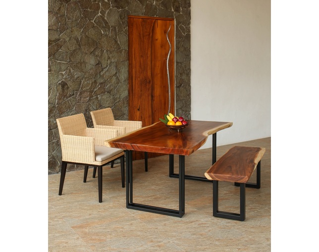 Alam Sari(アラム サリ) Solid Wood Dining Bench Monkeypod Woodの写真