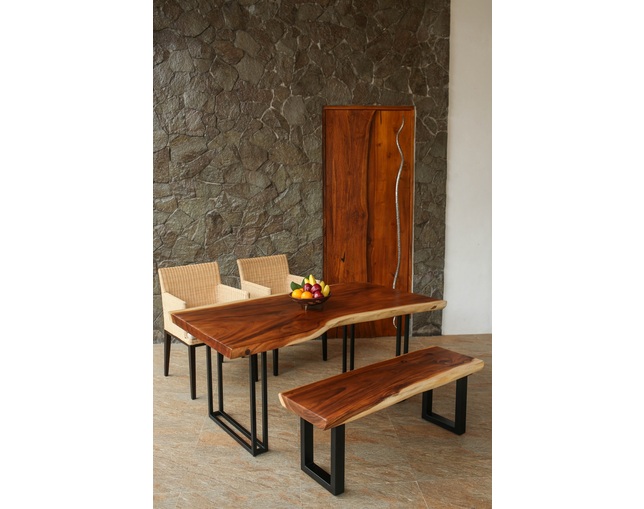Alam Sari(アラム サリ) Solid Wood Dining Bench Monkeypod Woodの写真