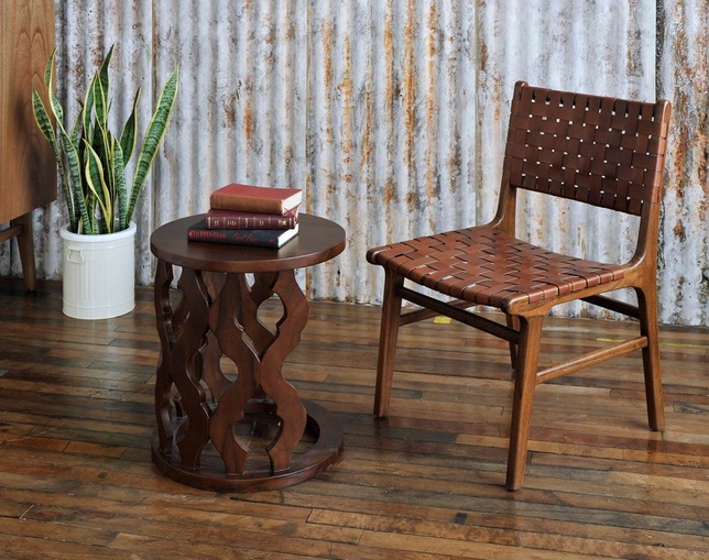 asri(アスリー) Carved Side Table-Aの写真