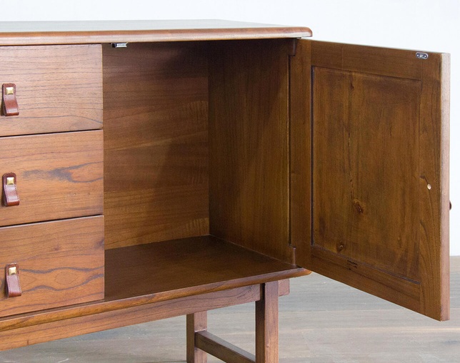 asri(アスリー) LIRA Buffet-Lの写真