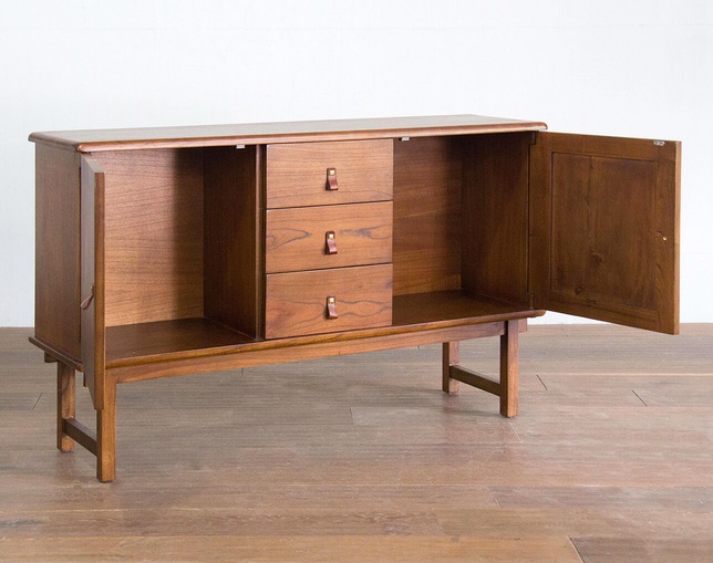 asri(アスリー) LIRA Buffet-Lの写真