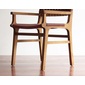 asri Sam Chairの写真