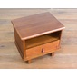 asri LIRA Side Tableの写真