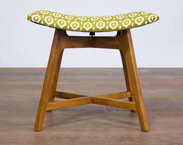 asri(アスリー) AMA Stool の写真