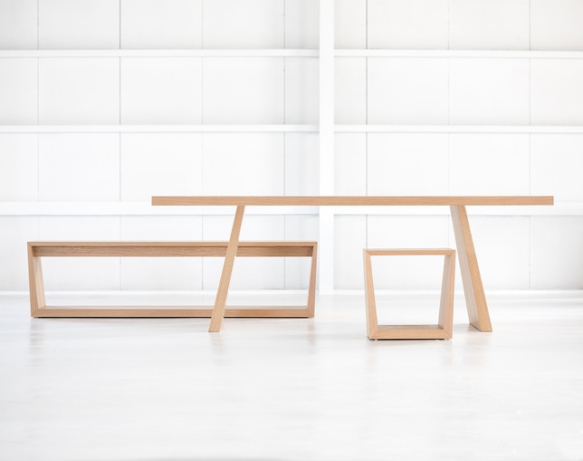 YAMADA(ヤマダ) HAYABUSA DINING TABLEの写真