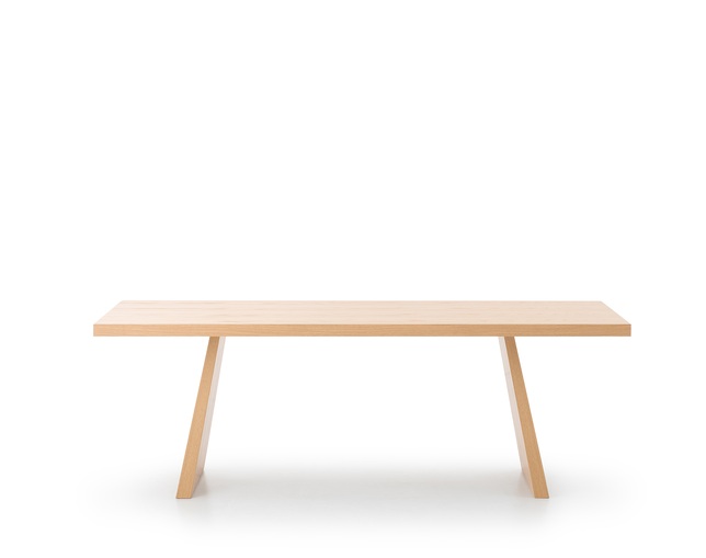YAMADA(ヤマダ) HAYABUSA DINING TABLEの写真