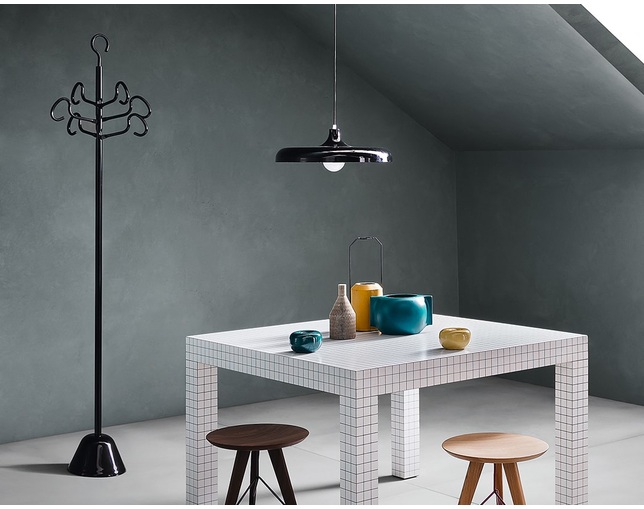 zanotta(ザノッタ) セルヴォマント コートスタンドの写真